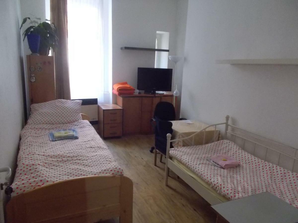 8, Palmovka, Novakovych 31 Praga